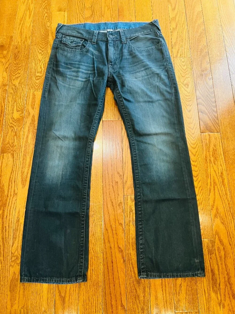 TRUE RELIGION JEANS RN#112790 CA#57414 SZ 36 X 32